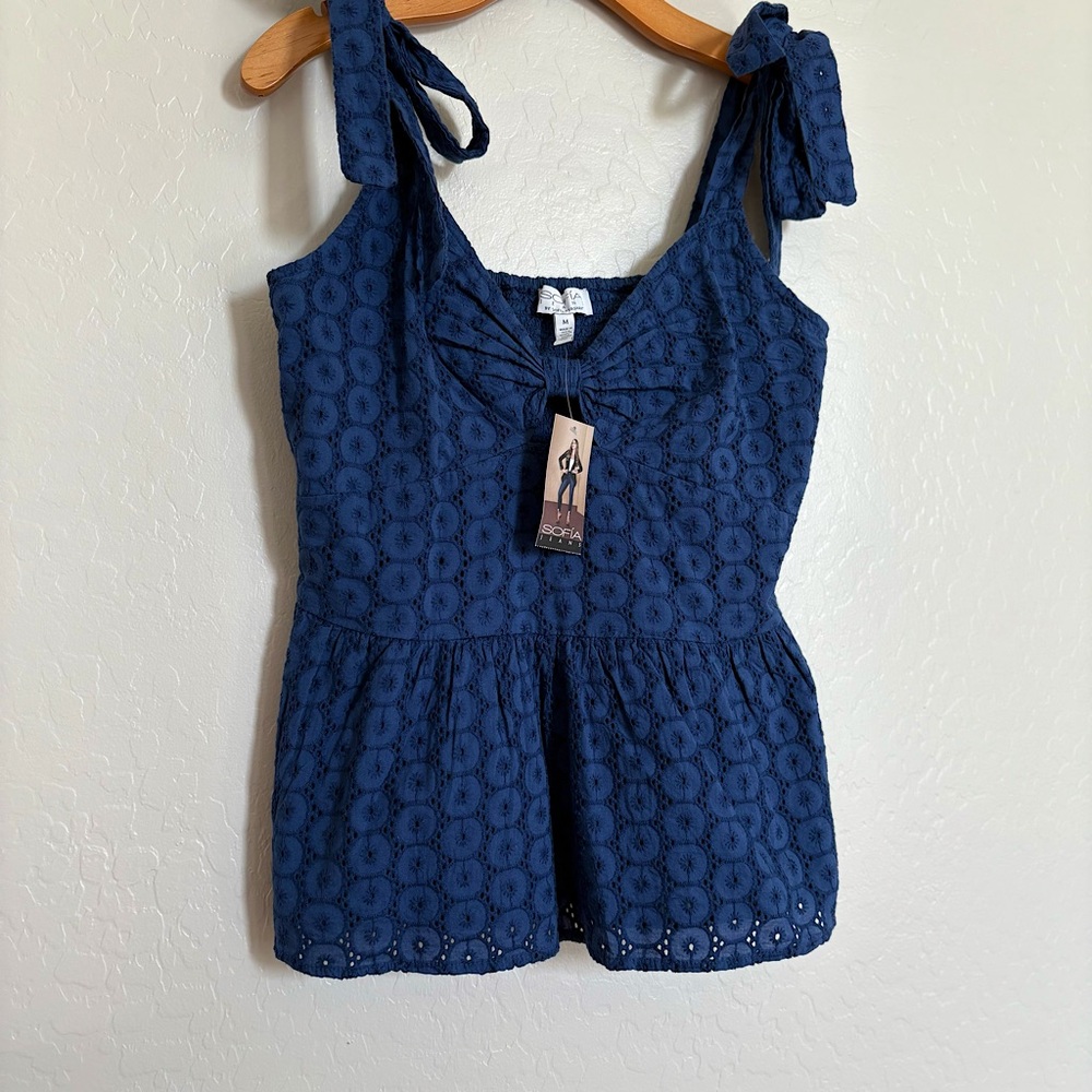 Sophia Vergara peplum navy tank